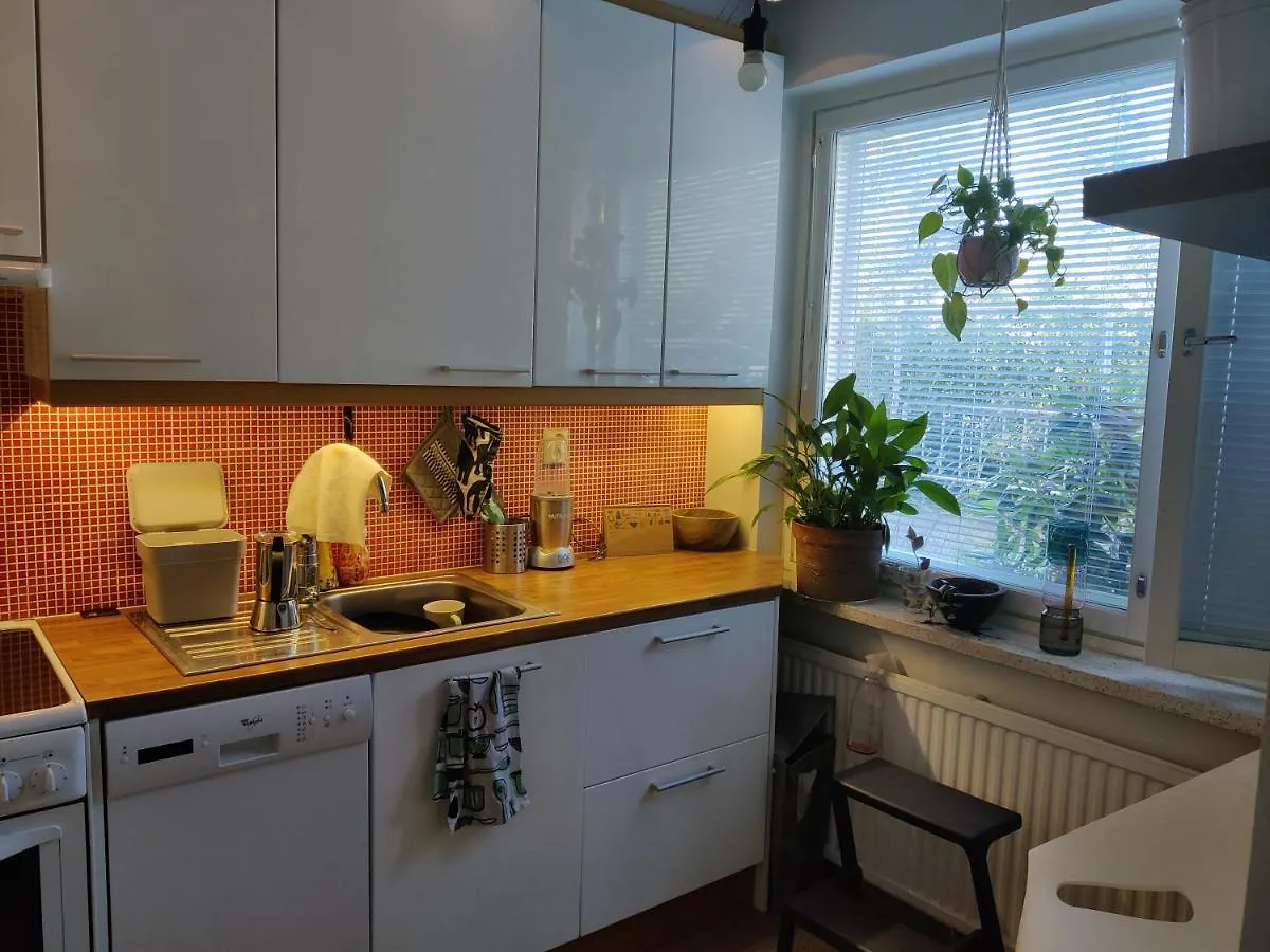Campeggio Cozy Apartment In Downtown Helsinki Finlandia
